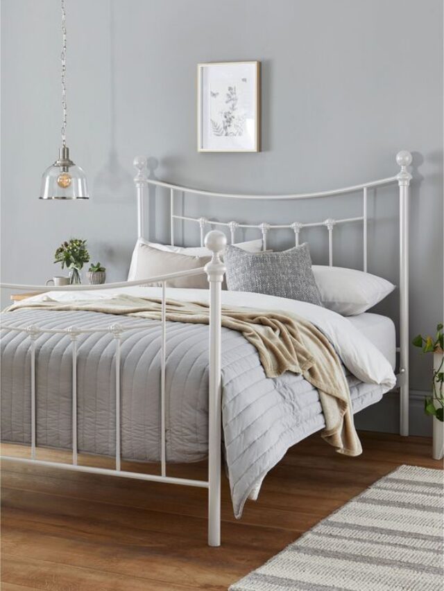 cama de ferro branca