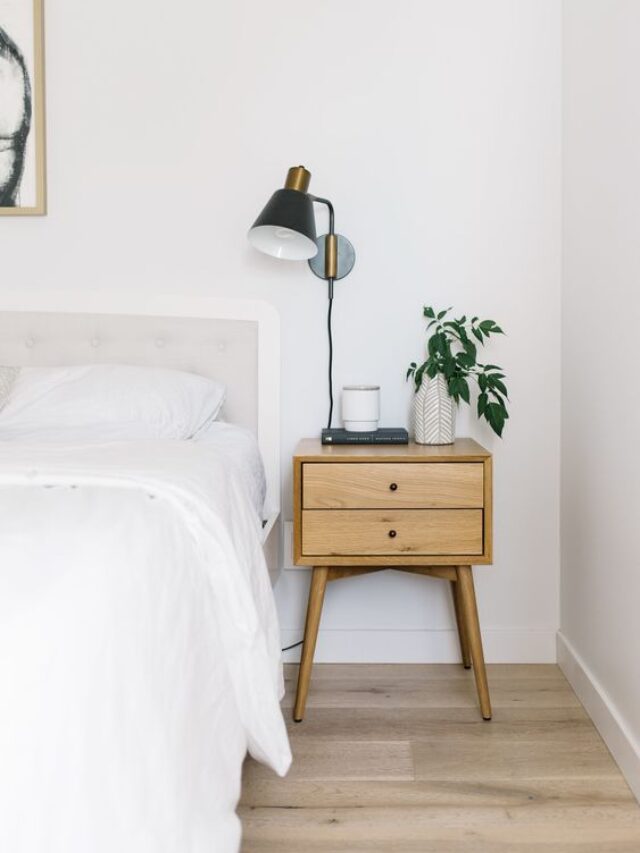 mesa de cabeceira pé palito