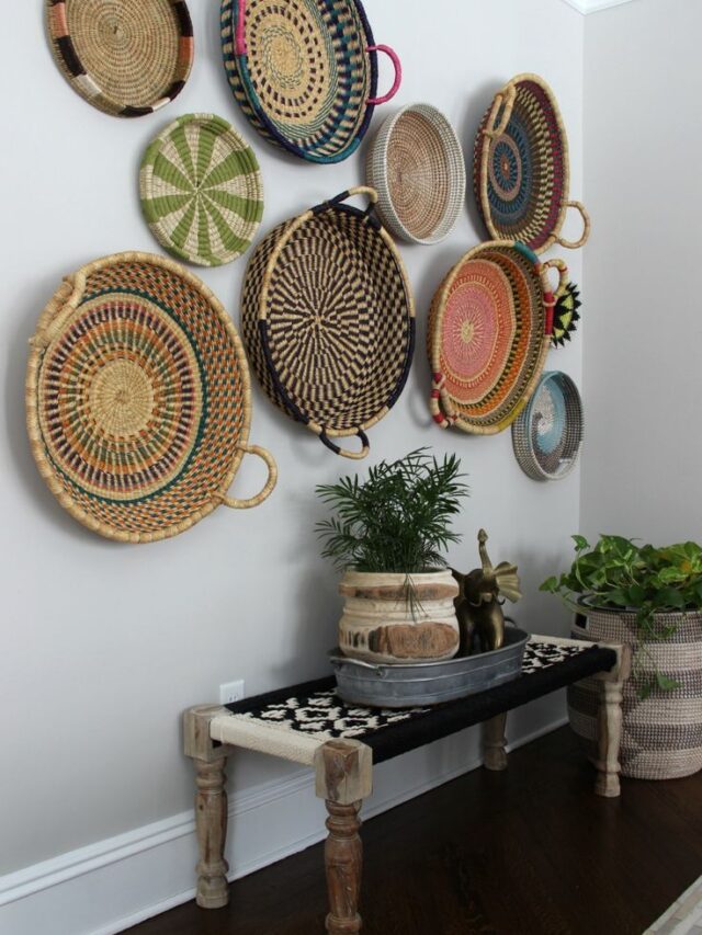 cestos de fibra na parede